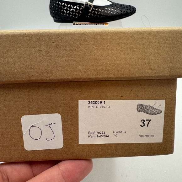 NEW Anthropologie Floral Cutout Flats EUR 37 - Picture 2 of 9